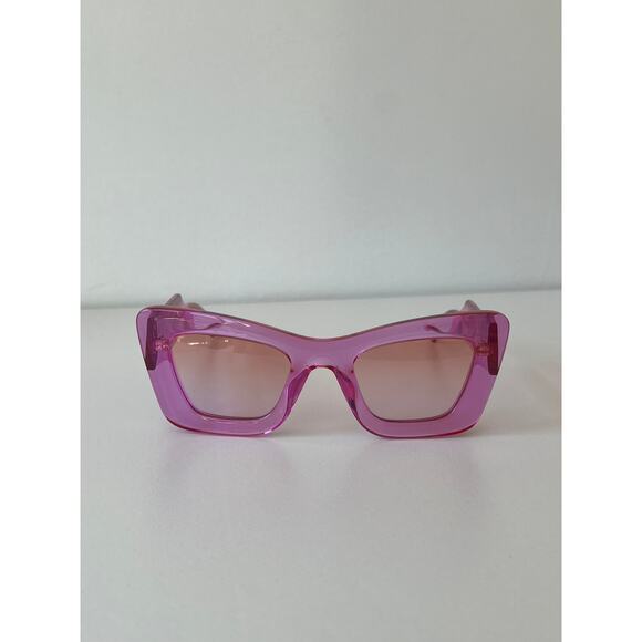 NEW Gucci GG1552S Cat Eye Pink Sunglasses $545 main image 9